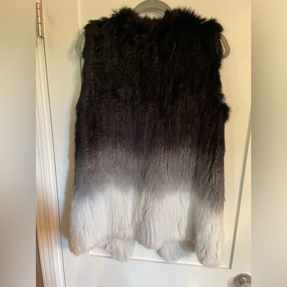 Dolce Cabo Rabbit Fur Knitted Vest - Picture 2 of 3